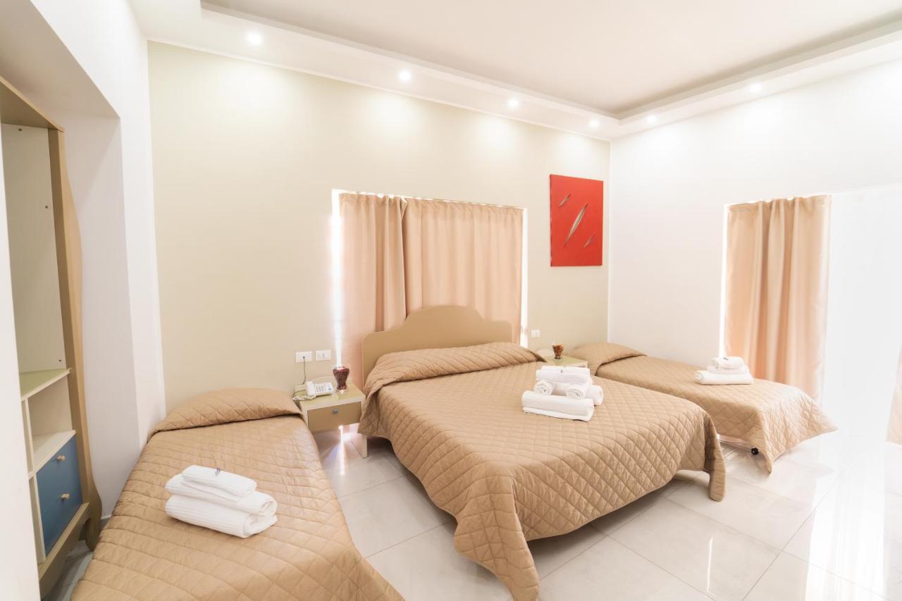 Royal Art H Duomo - Centro, By Clapa Group 5* Neapel